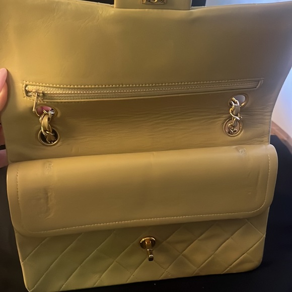 🔥Authentic Chanel medium Double Flap Classic Handbag🔥 - Picture 5 of 17